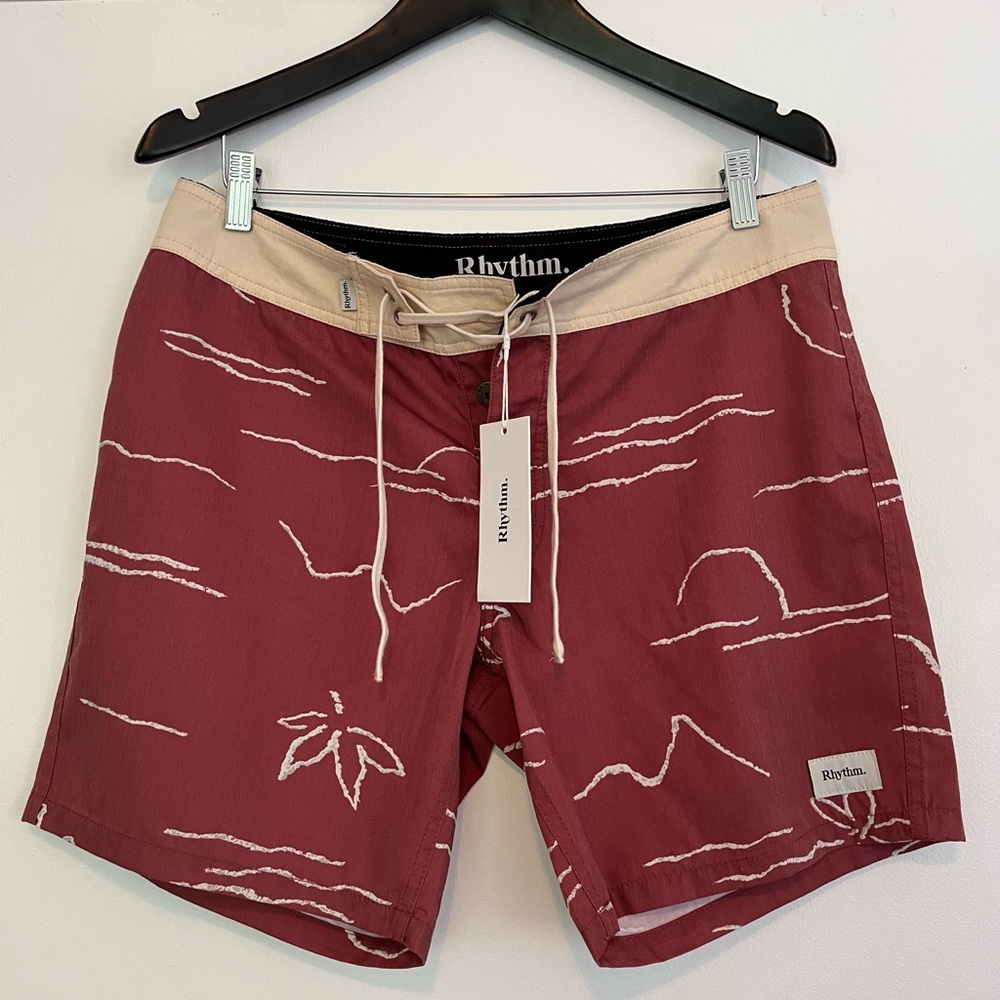 BNWT Rhythm Men’s Boardshorts